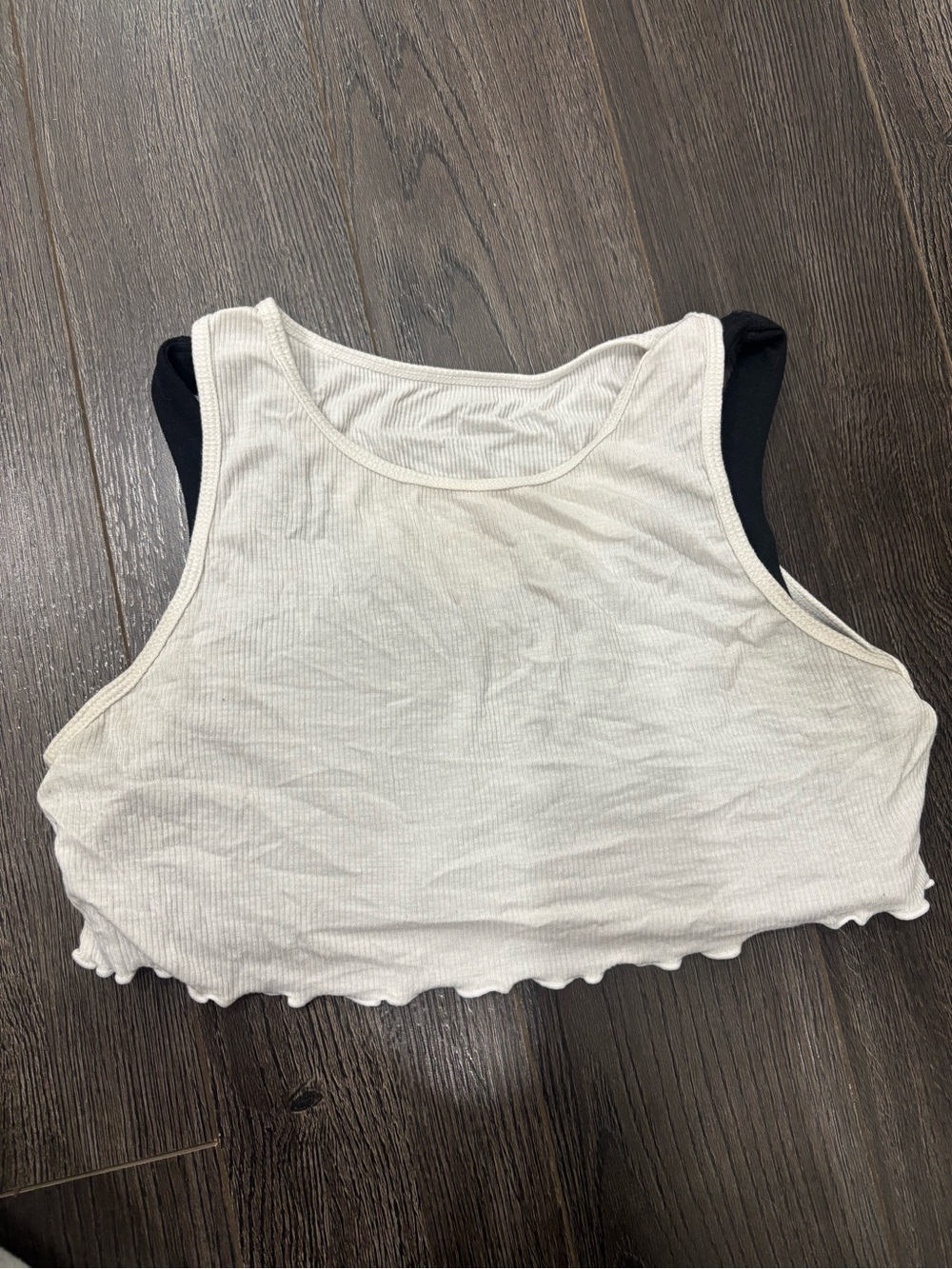 SET ACTIVE RUFFLE BRA - Picture 2 of 3